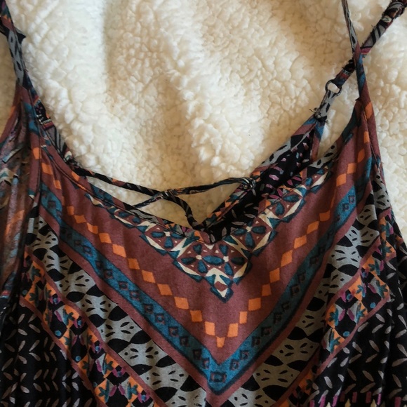 patterned romper - Picture 3 of 8